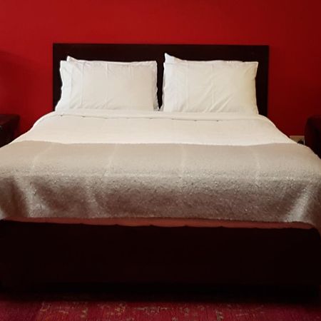 Tantarra Guest House - Pet Friendly Warners Bay Exterior photo