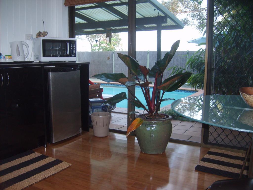 Tantarra Guest House - Pet Friendly Warners Bay Room photo