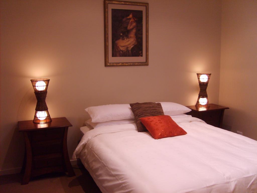 Tantarra Guest House - Pet Friendly Warners Bay Room photo
